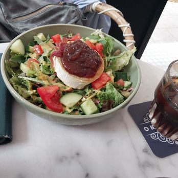 Blushing - Crazy Goat Cheese Salad - Coffee & Tea Near Me - Amsterdam, New Hampshire