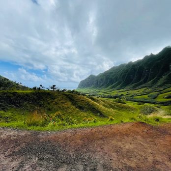 Kualoa Ranch - Mountains - Tours Near Me - Kaneohe, Hawaii