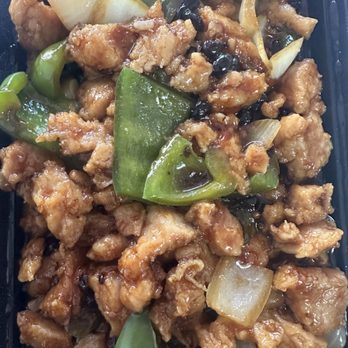 Szechuwan Garden - Chicken with black bean sauce - Chinese Near Me - Newbury Park, California Szechuwan Garden - Chicken with black bean sauce - Chinese Near Me - Newbury Park, California