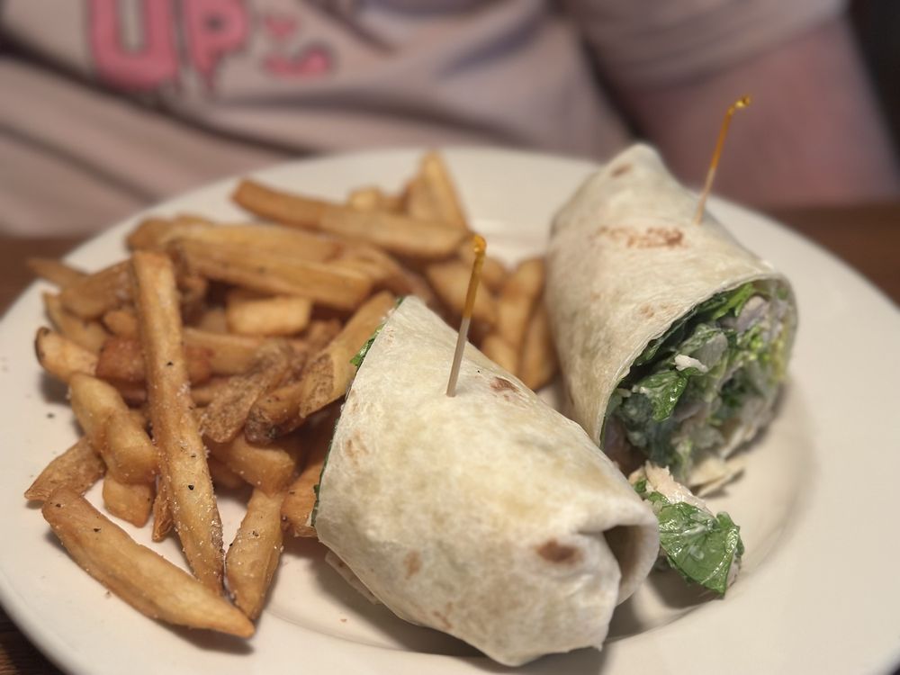 Old Chicago Pizza + Taproom Old Chicago Pizza + Taproom