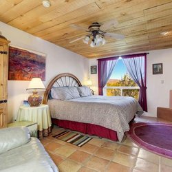 Spur Cross Inn Bed and Breakfast