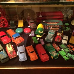 Mr. Johnson's Antiques - Vintage toys for both young and old.