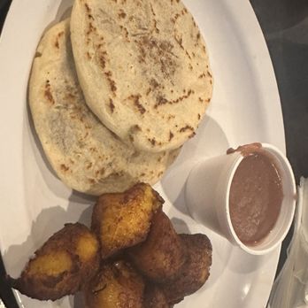Luna Maya Grill - Yum - Salvadoran Near Me - Pico Rivera, California Luna Maya Grill - Yum - Salvadoran Near Me - Pico Rivera, California