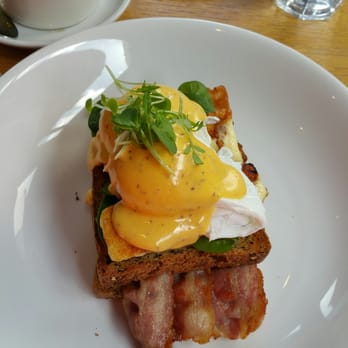 Federal & Wolfe - Eggs florentine - Cafes Near Me - Auckland, AUK