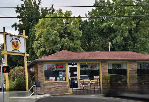 Egg River Café by null