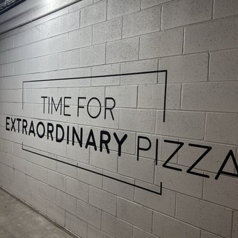 Mister O1 Extraordinary Pizza Buckhead - Cute lil parking sign area - Pizza Near Me - Atlanta, Georgia Mister O1 Extraordinary Pizza Buckhead - Cute lil parking sign area - Pizza Near Me - Atlanta, Georgia