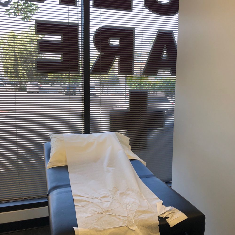 Nice view from the room, very clean office. (Don't mind the paper I was sitting on that before the photo was taken). Nice view from the room, very clean office. (Don't mind the paper I was sitting on that before the photo was taken).