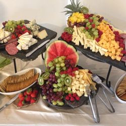TASTE 5 Catering - Fruit and cheese presentation for a smaller wedding in Denver