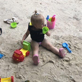 Discovery Cove - My toddler loved the sand - Amusement Parks Near Me - Orlando, Florida Discovery Cove - My toddler loved the sand - Amusement Parks Near Me - Orlando, Florida