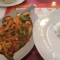 Elegant Chinarestaurang - Kyckling schezuan