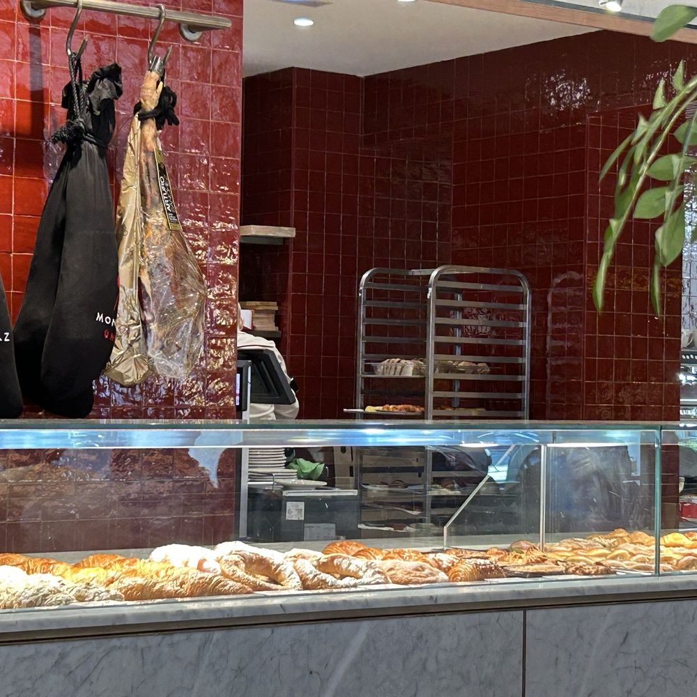 Pastelería Mallorca - Bakeries Near Me - Madrid, M Pastelería Mallorca - Bakeries Near Me - Madrid, M