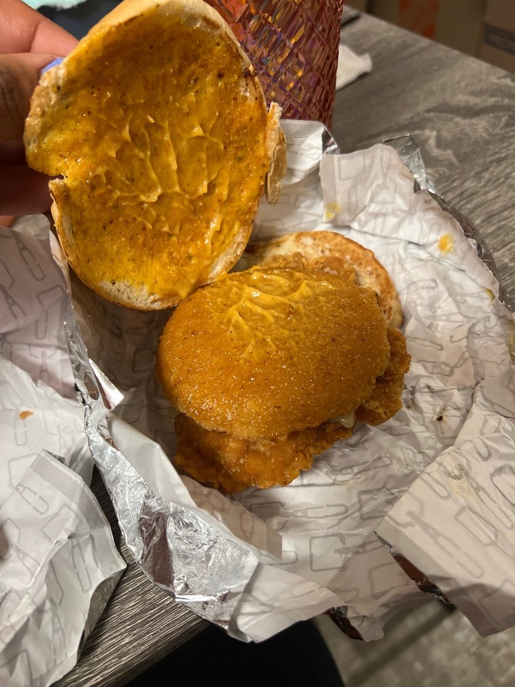 WENDY’S Updated August 2024 12 Photos & 37 Reviews 206 Quality Dr