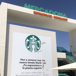 Starbucks CC Parque Santiago 6
