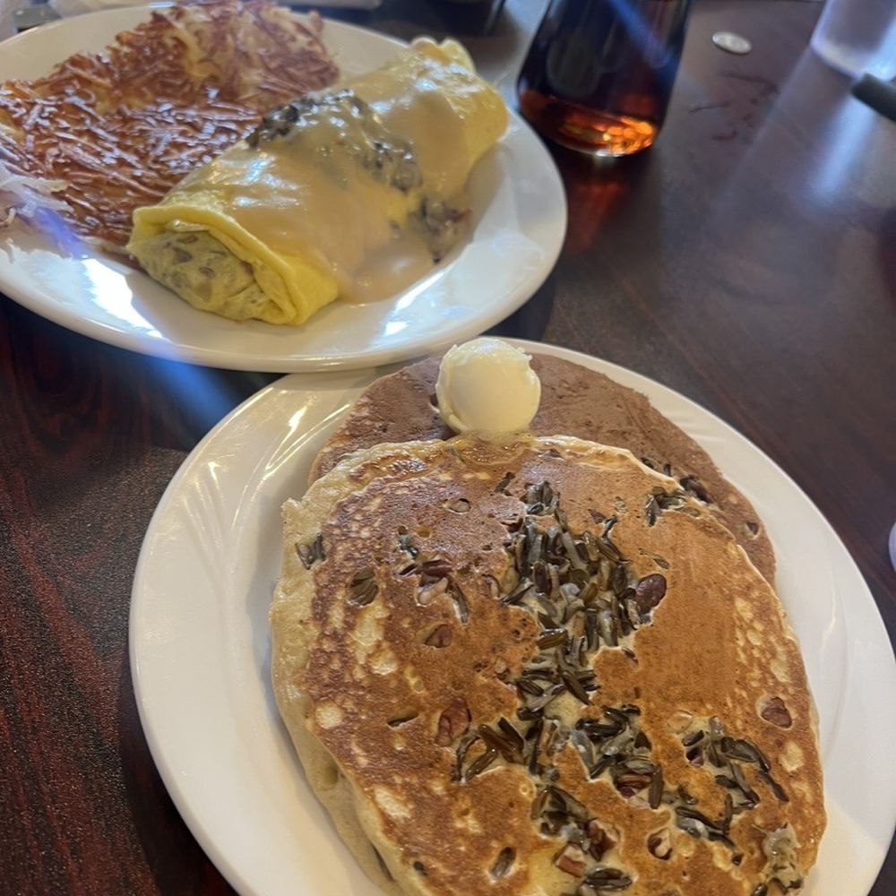 Wild rice in the pancakes? Yes, even though we have never heard of it but we still loved it