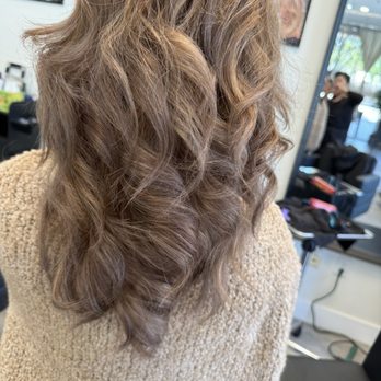 Erin’s Salon - Erin fixed my hair and I'm so thankful! - Hair Salons Near Me - Rancho Cordova, California
