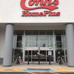 Conn's HomePlus - Wow this place is nice big and lots to see..