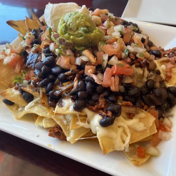 El Tio Mexican Restaurant - El Pastor nachos - Mexican Near Me - Berwyn, Pennsylvania El Tio Mexican Restaurant - El Pastor nachos - Mexican Near Me - Berwyn, Pennsylvania