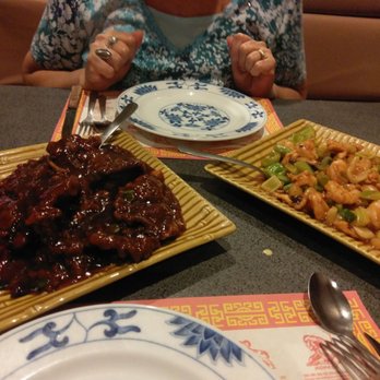 China Palace - Yummy best tangerine beef anywhere - Chinese Near Me - Omaha, Nebraska China Palace - Yummy best tangerine beef anywhere - Chinese Near Me - Omaha, Nebraska
