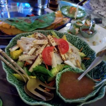 Tina's Garden Cafe - Opakapaka is my new favorite fish. The wild garden salad is colorful and satisfying. - Thai Near Me - Hilo, Hawaii