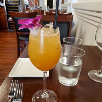 Guerra Steakhouse - Guatemalan Sunrise - So refreshing! - Steakhouses Near Me - Arlington, Virginia