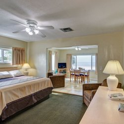 Palm Crest Motel