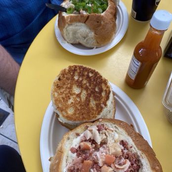 Splash Cafe - Bread Bowl of Clam Chowder, loaded - American Near Me - Pismo Beach, California