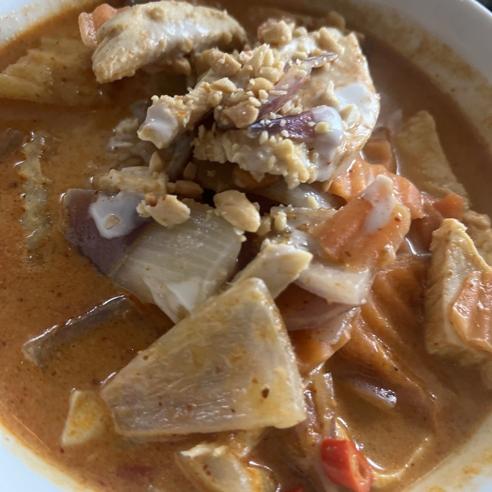 Thailander - Curry - Thai Near Me - Edinburgh, MLN Thailander - Curry - Thai Near Me - Edinburgh, MLN