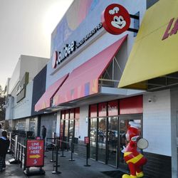 Jollibee - Now Open at the Tacoma Mall!