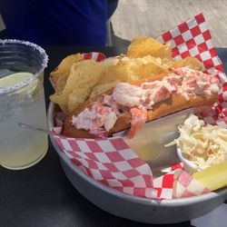 Bayley's Lobster Pound - Lobster roll and margarita! Yum!