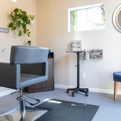 Lemongrass Aveda Salon & Spa