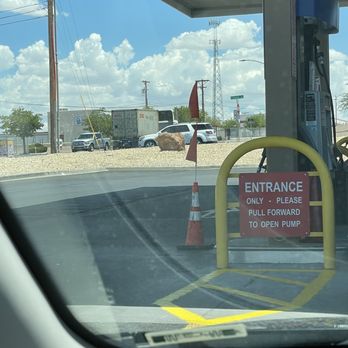 Sam's Club - Two broken pumps but guy says they work. Was told to block them - Wholesale Stores Near Me - El Paso, Texas Sam's Club - Two broken pumps but guy says they work. Was told to block them - Wholesale Stores Near Me - El Paso, Texas