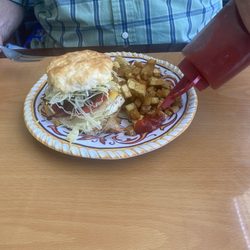 Samantha’s Hometown Grill