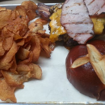 Vinsetta Garage - Juicy Macon bacon burger - American Near Me - Berkley, Michigan Vinsetta Garage - Juicy Macon bacon burger - American Near Me - Berkley, Michigan
