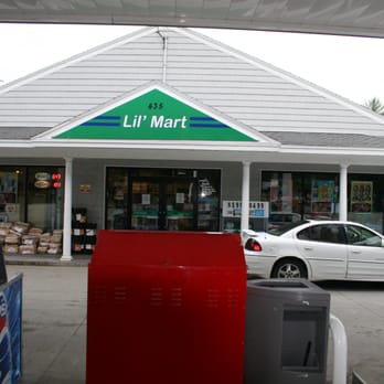 Lil Mart - a car at a gas station - Convenience Stores Near Me - Gorham, Maine