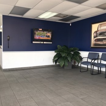 Charlie's Auto Glass - Nice and clean place - Auto Glass Services Near Me - Miami, Florida Charlie's Auto Glass - Nice and clean place - Auto Glass Services Near Me - Miami, Florida