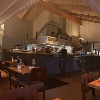 Parkside Grille - Interior - American Near Me - Portola Valley, California Parkside Grille - Interior - American Near Me - Portola Valley, California
