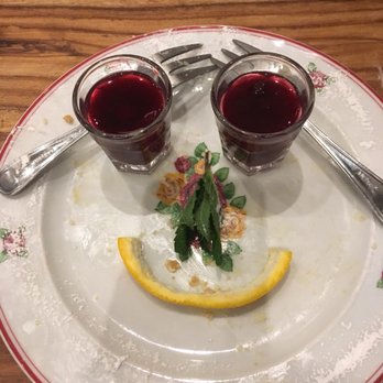 Cafe Landwer - Rutherford & Bathurst - Cafes Near Me - Maple, Ontario Cafe Landwer - Rutherford & Bathurst - Cafes Near Me - Maple, Ontario