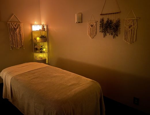 Swedish Massage- $10 off for new clients! - Total muscle and mind relaxation producing feelings of calm and euphoria. Swedish massage releases the body’s natural feel good hormones alleviating stress and reducing anxiety. Using medium to light pressure, additional benefits include reducing muscle tension/pain, increasing flexibility and improving blood/lymph circulation. Aromatherapy included upon request. Swedish Massage- $10 off for new clients! - Total muscle and mind relaxation producing feelings of calm and euphoria. Swedish massage releases the body’s natural feel good hormones alleviating stress and reducing anxiety. Using medium to light pressure, additional benefits include reducing muscle tension/pain, increasing flexibility and improving blood/lymph circulation. Aromatherapy included upon request.