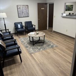 Heng Bruce J DC - Lobby