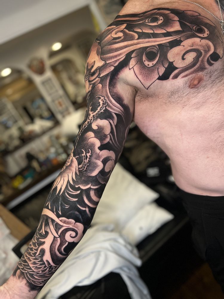 The Classic Flow Tattoo Logo