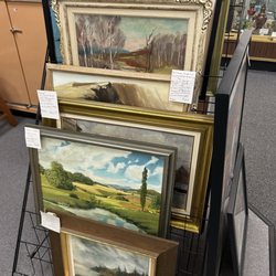 Oakton Street Antique Centre - Art
