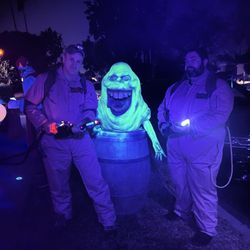 Spooky Hollows - Creator and crew of Spooky Hollows