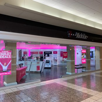 T-Mobile - Mobile Phones Near Me - Appleton, Wisconsin