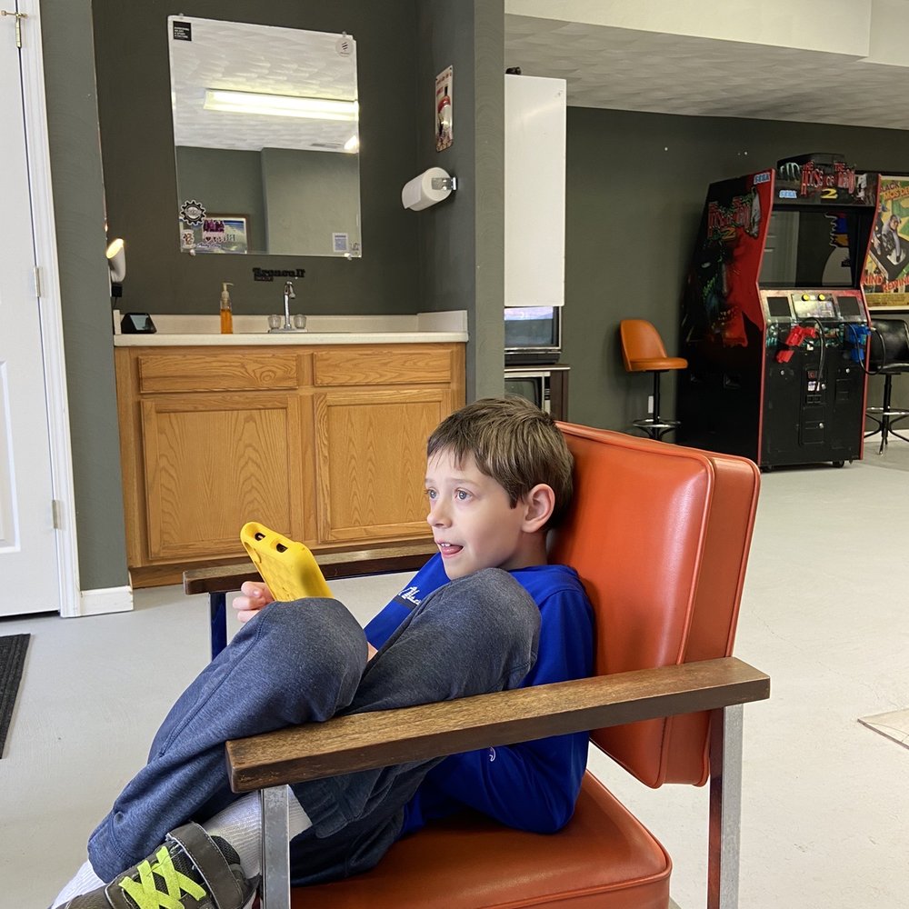 Phases Barbershop - Hand wash - Barbers Near Me - Richland, Michigan Phases Barbershop - Hand wash - Barbers Near Me - Richland, Michigan