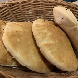 Yamal Alsham - Bread - 8/10