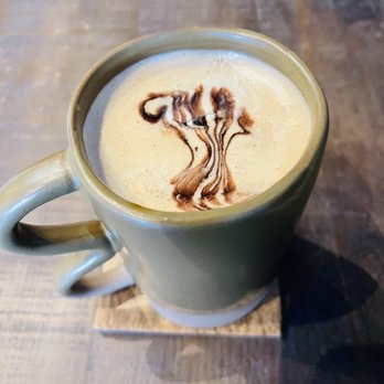 Makario Coffee Roasters - Nutella Latte so good and perfectly made with the right mixture of sweetness and coffee - Coffee & Tea Near Me - Everett, Washington