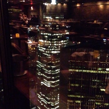 Canoe - View from 54th floor - Canadian (New) Near Me - Toronto, Ontario