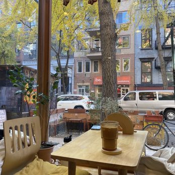 Le Phin - Window view - Coffee & Tea Near Me - New York, New York