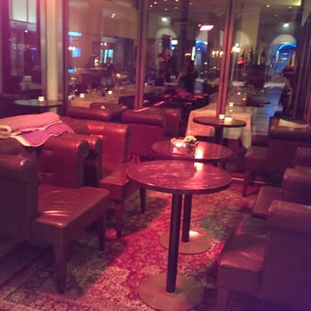 Bärengasse Restaurant - lounge seating outside the restaurant, but in the enclosed courtyard area - Argentine Near Me - Zürich, ZH Bärengasse Restaurant - lounge seating outside the restaurant, but in the enclosed courtyard area - Argentine Near Me - Zürich, ZH