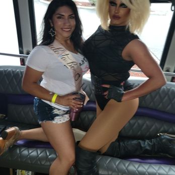 Big Drag Bus - Bus Tours Near Me - Nashville, Tennessee